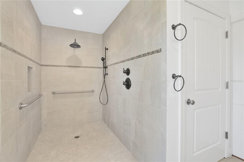 2105 Clubhouse Road Lakeland, FL 33813 - Photo 58 of 86