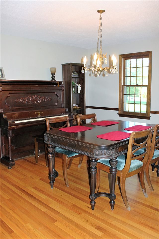 32 Spring Hill Road Mont Vernon, NH 03057 - Photo 3 of 22