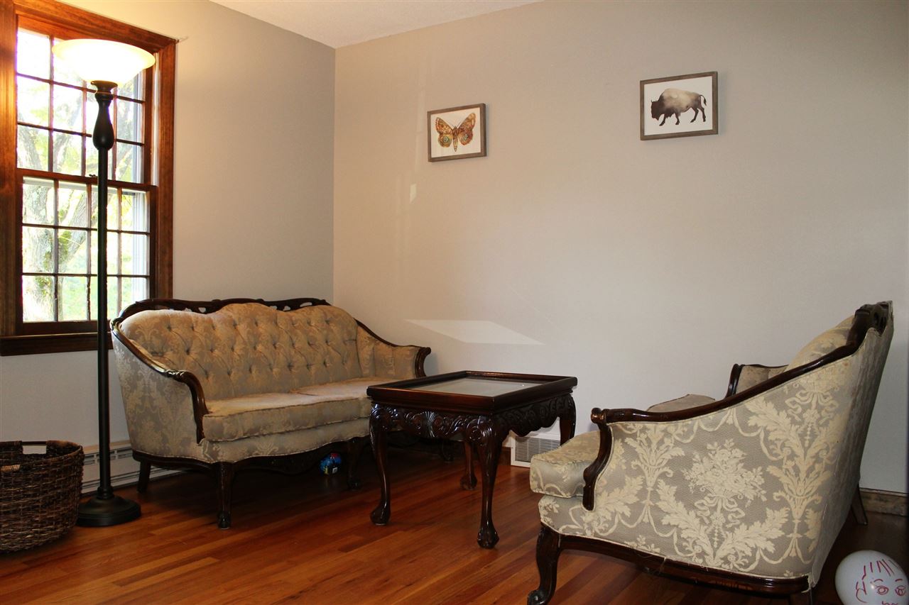 32 Spring Hill Road Mont Vernon, NH 03057 - Photo 4 of 22