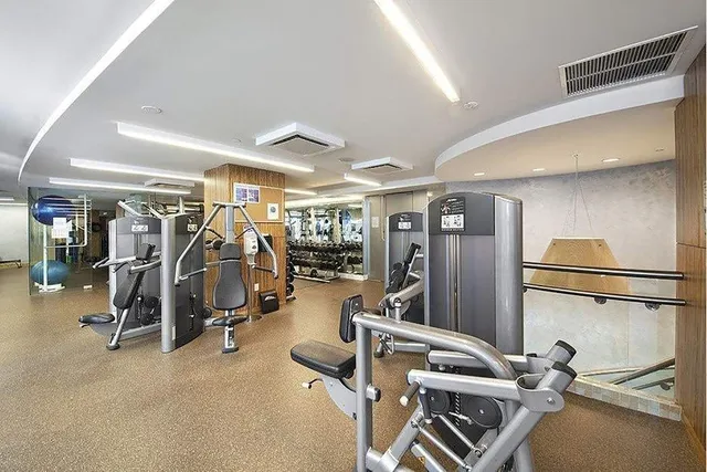 $1,135,000 | 70 Little West Street, Unit 21A | Battery Park City