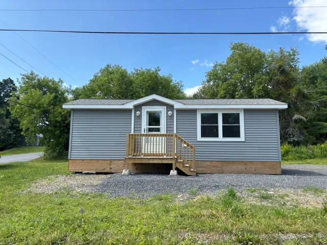 $89,900 | 30 North Street, Caribou, ME 04736