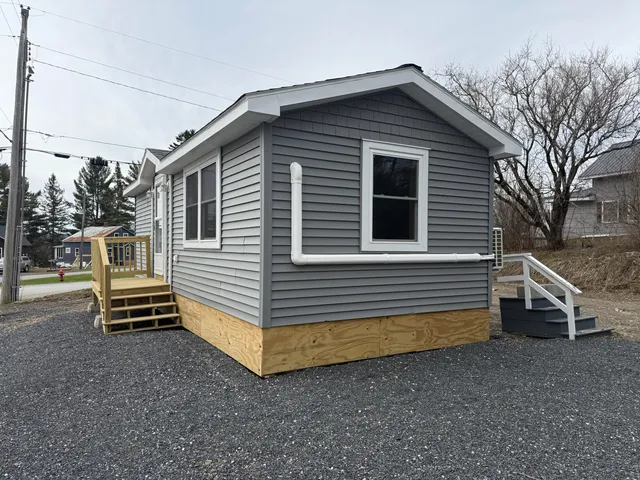$89,900 | 30 North Street, Caribou, ME 04736