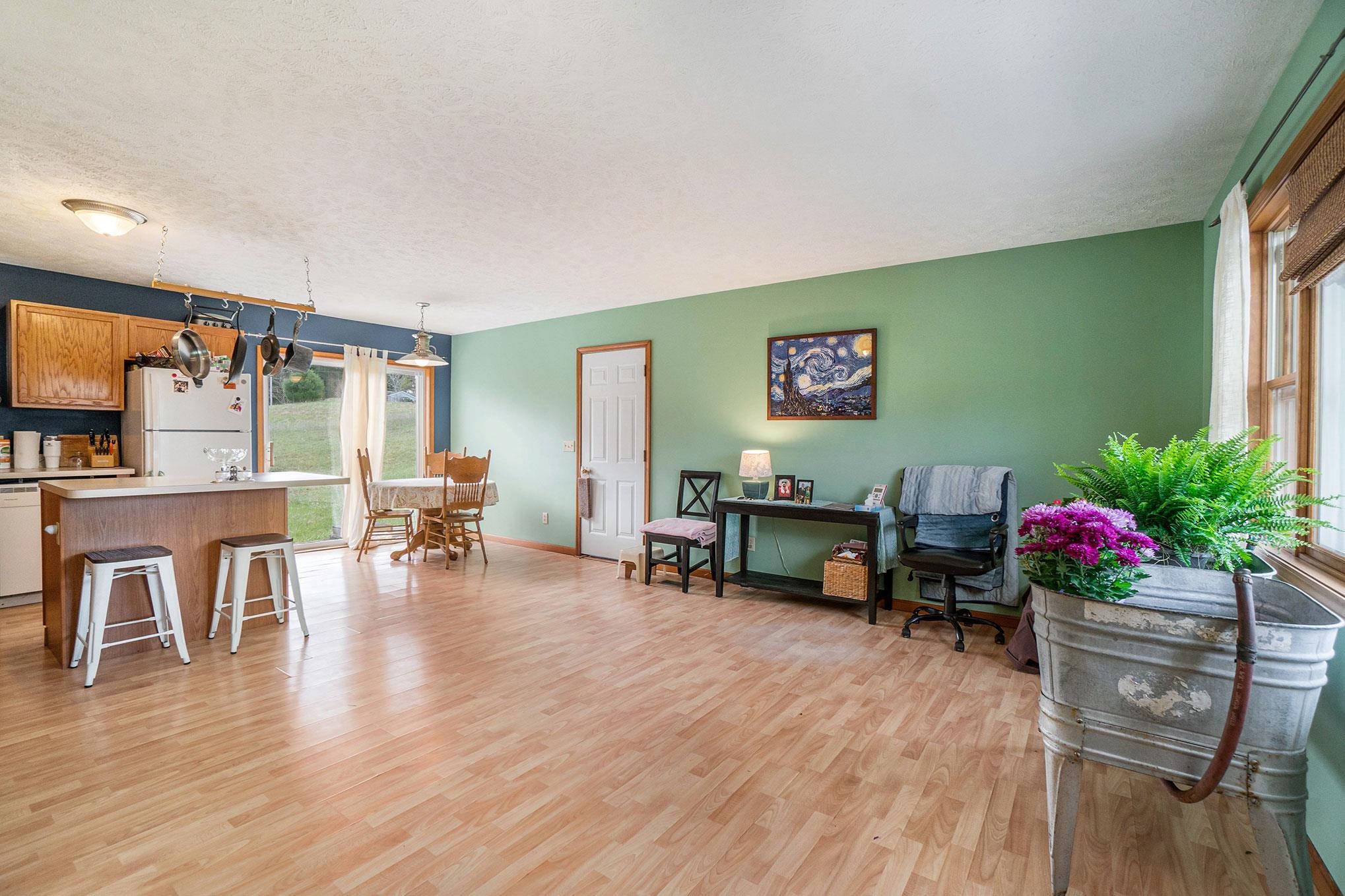 7769 Kingsley Road Kingsley, MI 49649 - Photo 5 of 14
