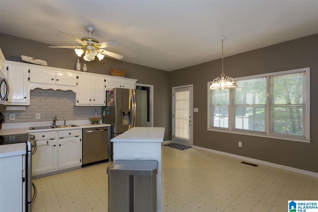 124 Kentwood Lane Alabaster, AL 35007 - Photo 24 of 49