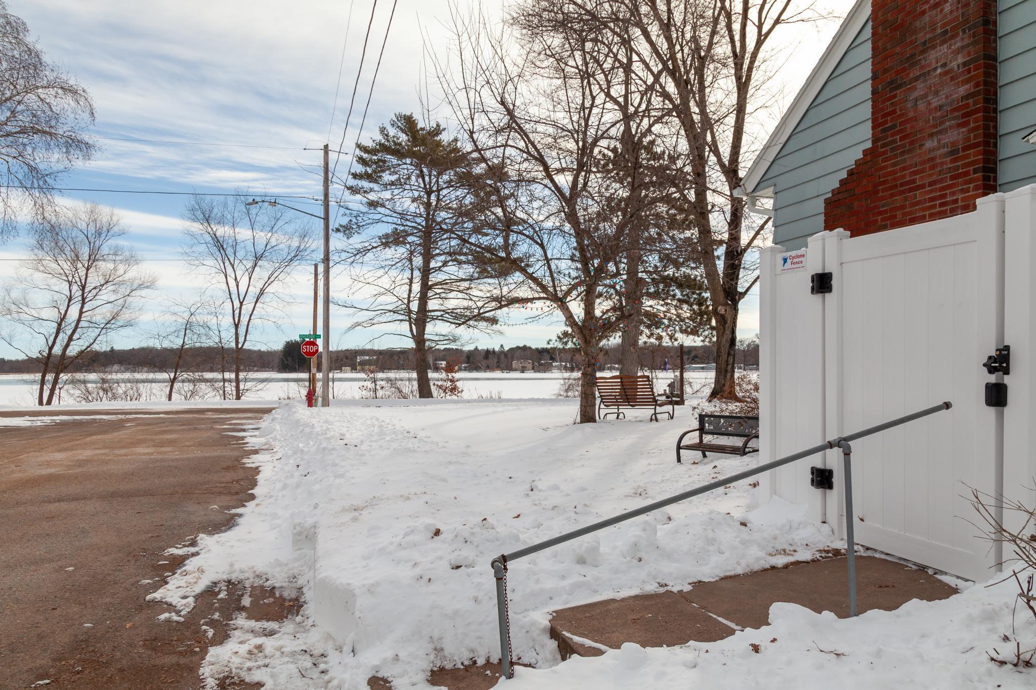 539 Riverside Boulevard Amery, WI 54001 - Photo 3 of 33