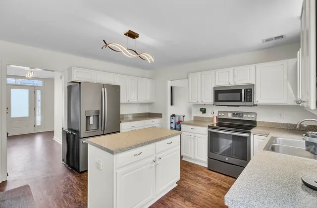 $389,900 | 9622 Stockport Circle, Summerville, SC 29485