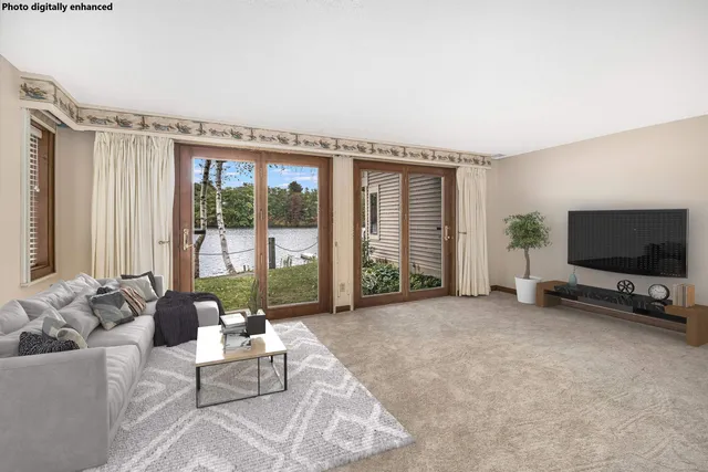 $475,000 | 51 Riverfront Drive, Unit 2, Manchester, NH 03102