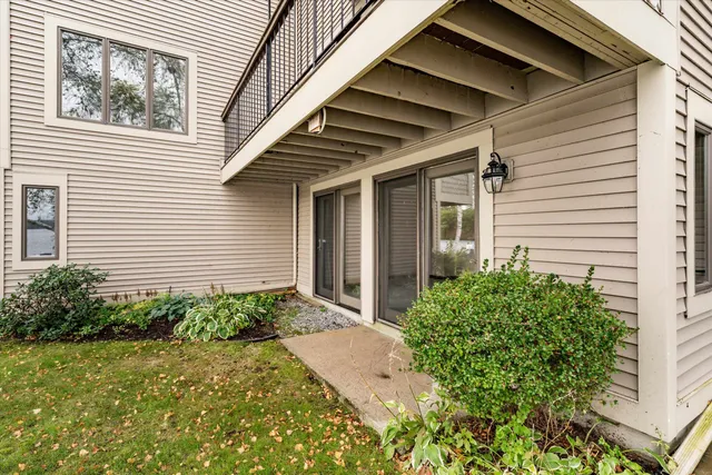 $475,000 | 51 Riverfront Drive, Unit 2, Manchester, NH 03102