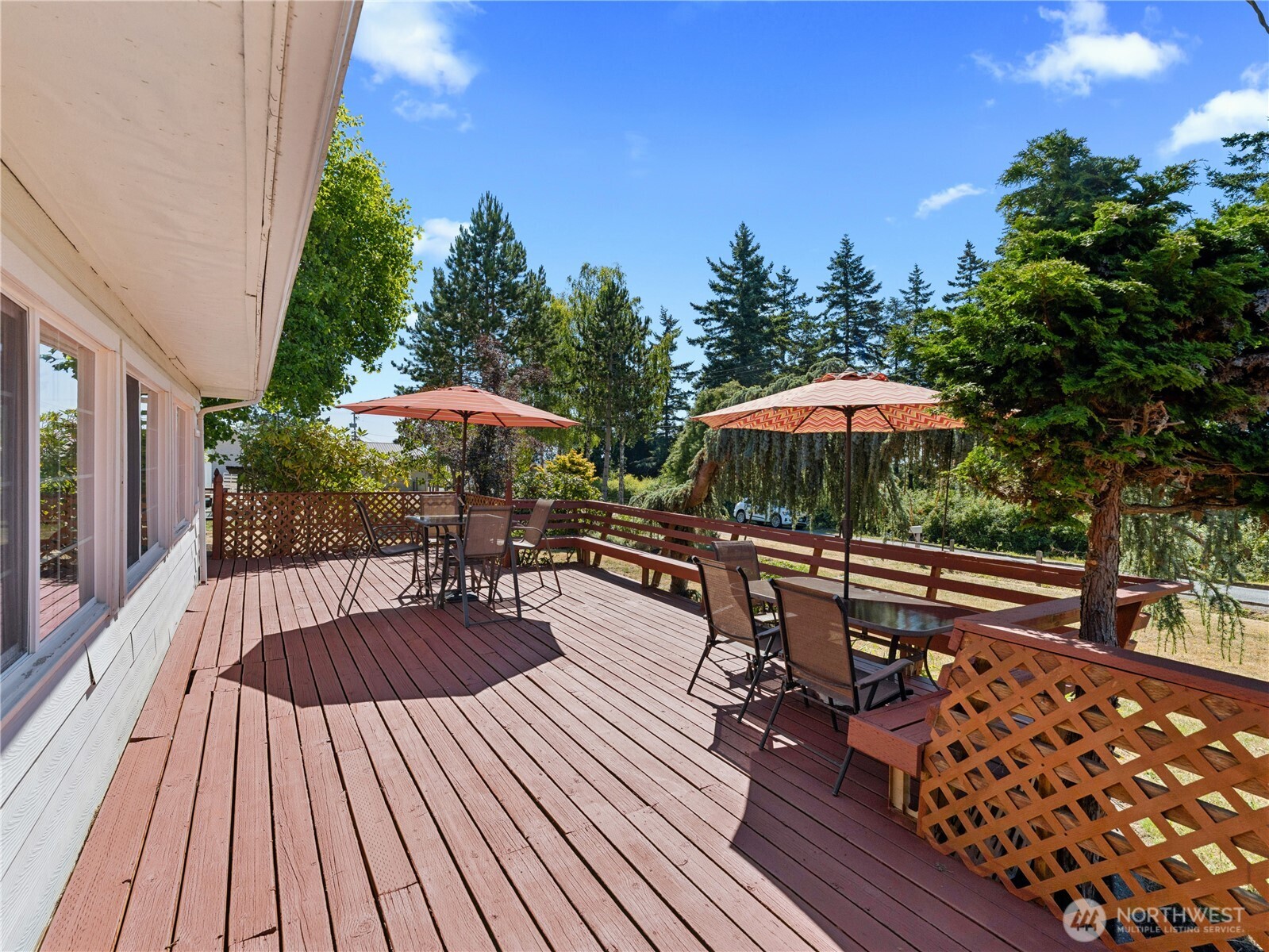 5447 South Shore Drive Anacortes, WA 98221 - Photo 4 of 39