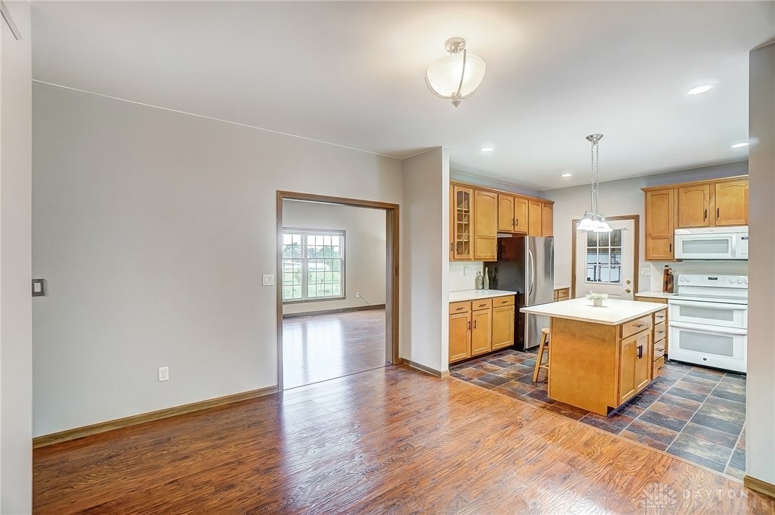 655 Brush Row Road Xenia, OH 45385 - Photo 15 of 77