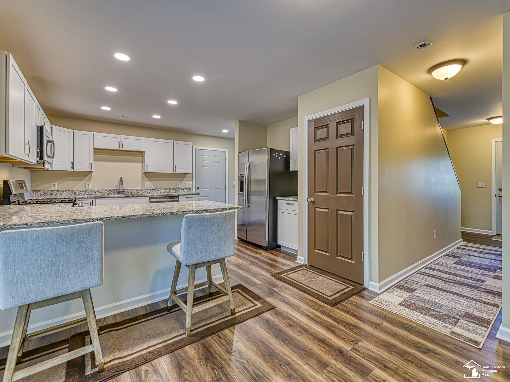 2871 Nadeau Road Monroe, MI 48162 - Photo 8 of 39 Gallery Image 8