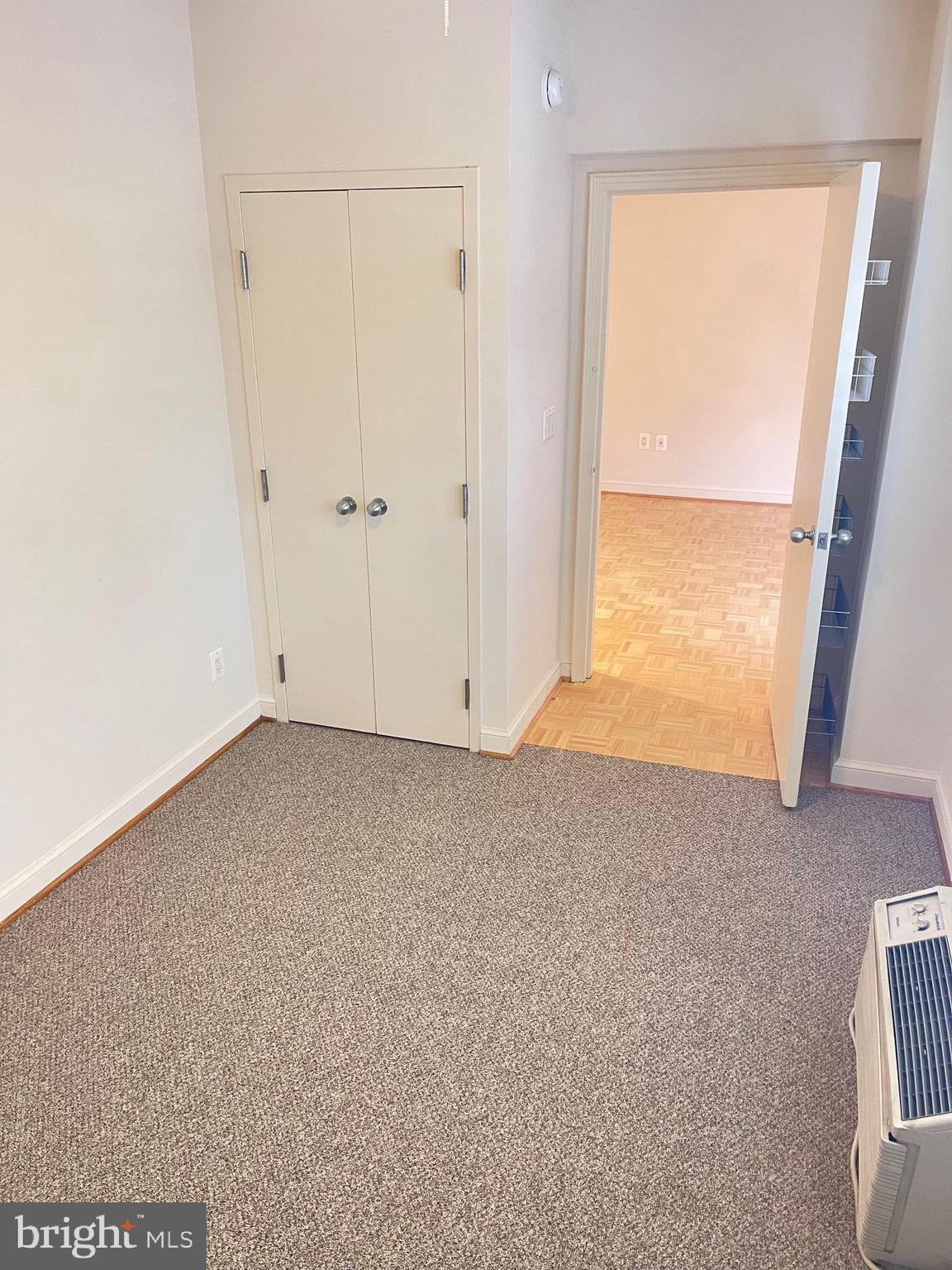 2500 Q Street Northwest, Unit 201 Washington, DC 20007 - Photo 31 of 36 an empty room with window