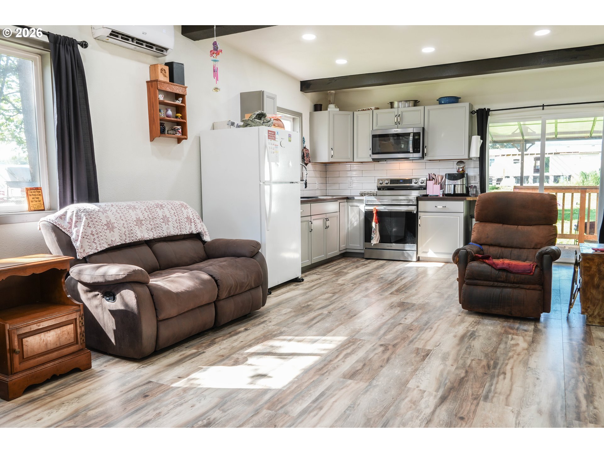 387 4th Street Dillard, OR 97496 - Photo 5 of 24