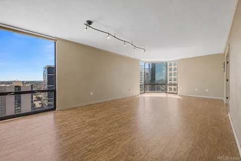 $550,000 | 1625 Larimer Street, Unit 2805, Denver, CO 80202