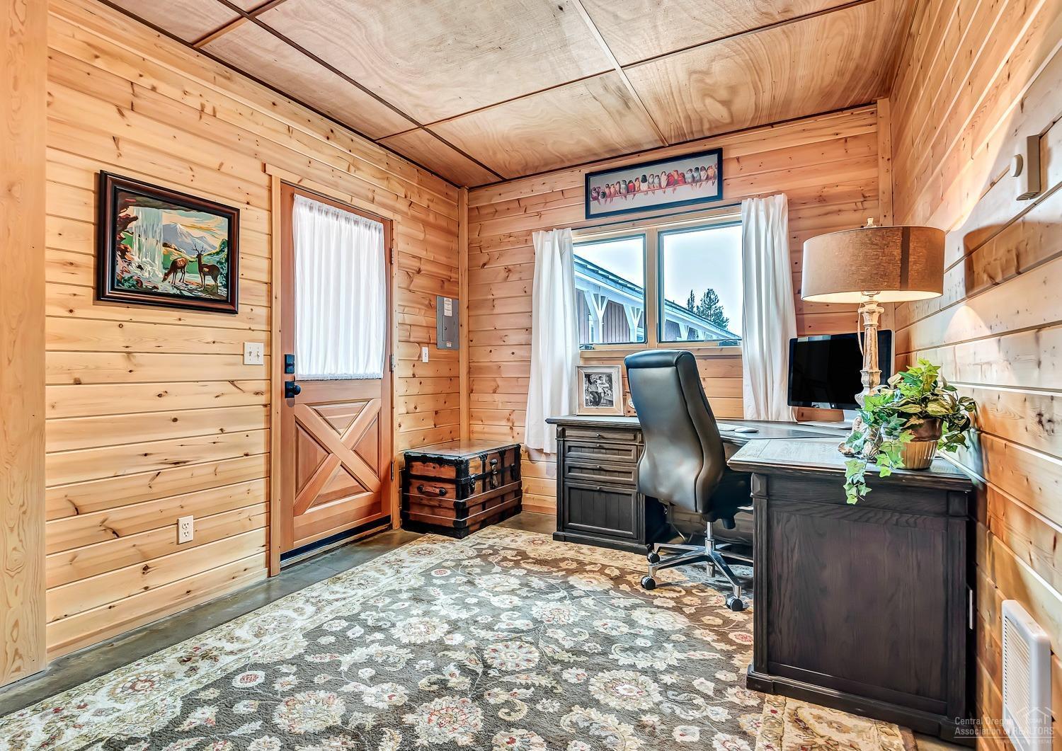 18360 Pinehurst Road Bend, OR 97703 - Photo 15 of 25 Additional Photo