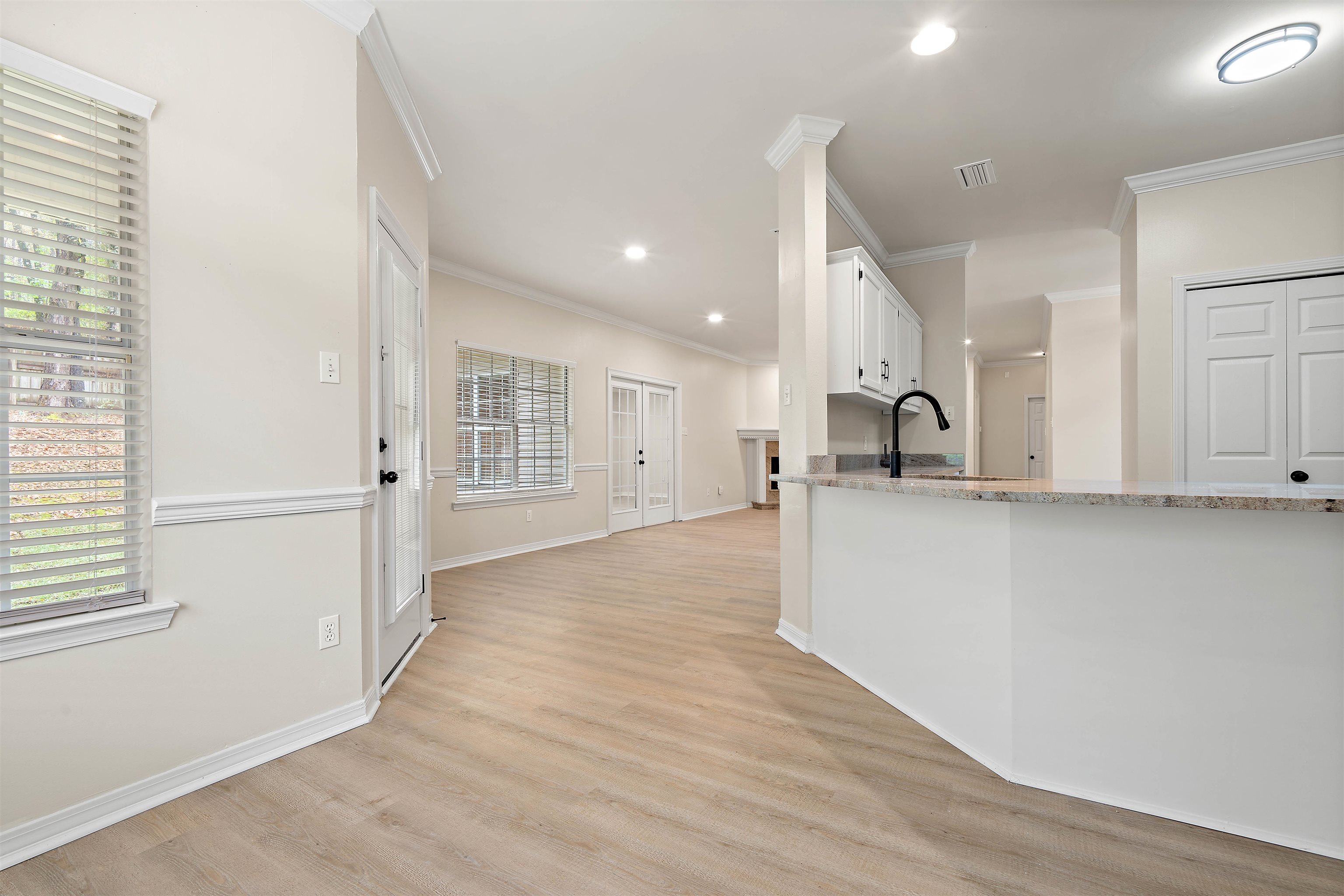 138 Donna Circle Daphne, AL 36526 - Photo 11 of 29