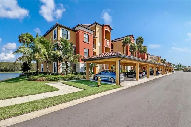 $4,500 | 9590 Trevi Court, Unit 5314, Naples, FL 34113