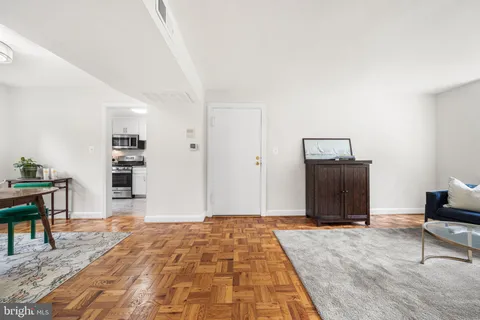 $332,500 | 6505 Potomac Avenue, Unit A1, Alexandria, VA 22307
