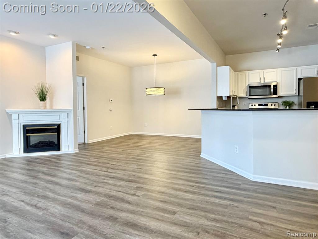 1709 Deepwood Circle, Unit 57 Rochester, MI 48307 - Photo 7 of 23 Gallery Image 7