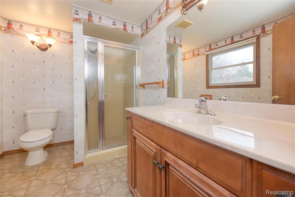 1732 North Kilburn Road Rochester Hills, MI 48306 - Photo 28 of 45