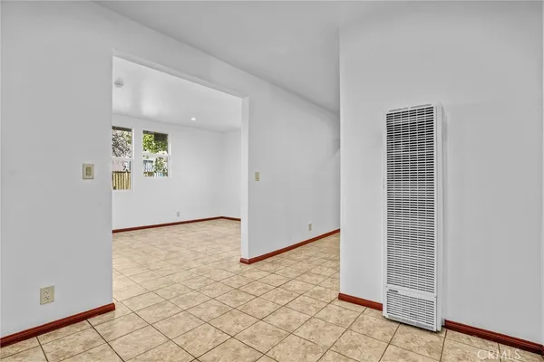 $2,995 | 313 1/2 North Hicks Avenue, Los Angeles, CA 90063