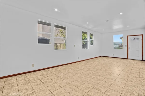 $2,995 | 313 1/2 North Hicks Avenue, Los Angeles, CA 90063