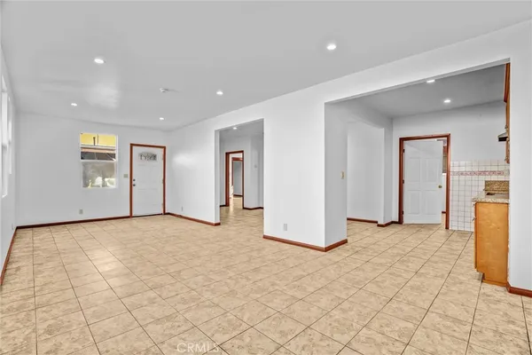 $2,995 | 313 1/2 North Hicks Avenue, Los Angeles, CA 90063