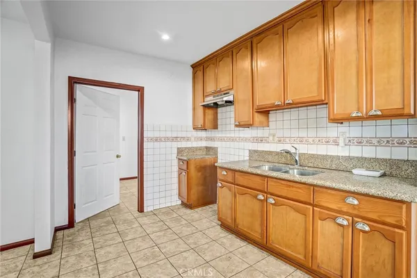 $2,995 | 313 1/2 North Hicks Avenue, Los Angeles, CA 90063