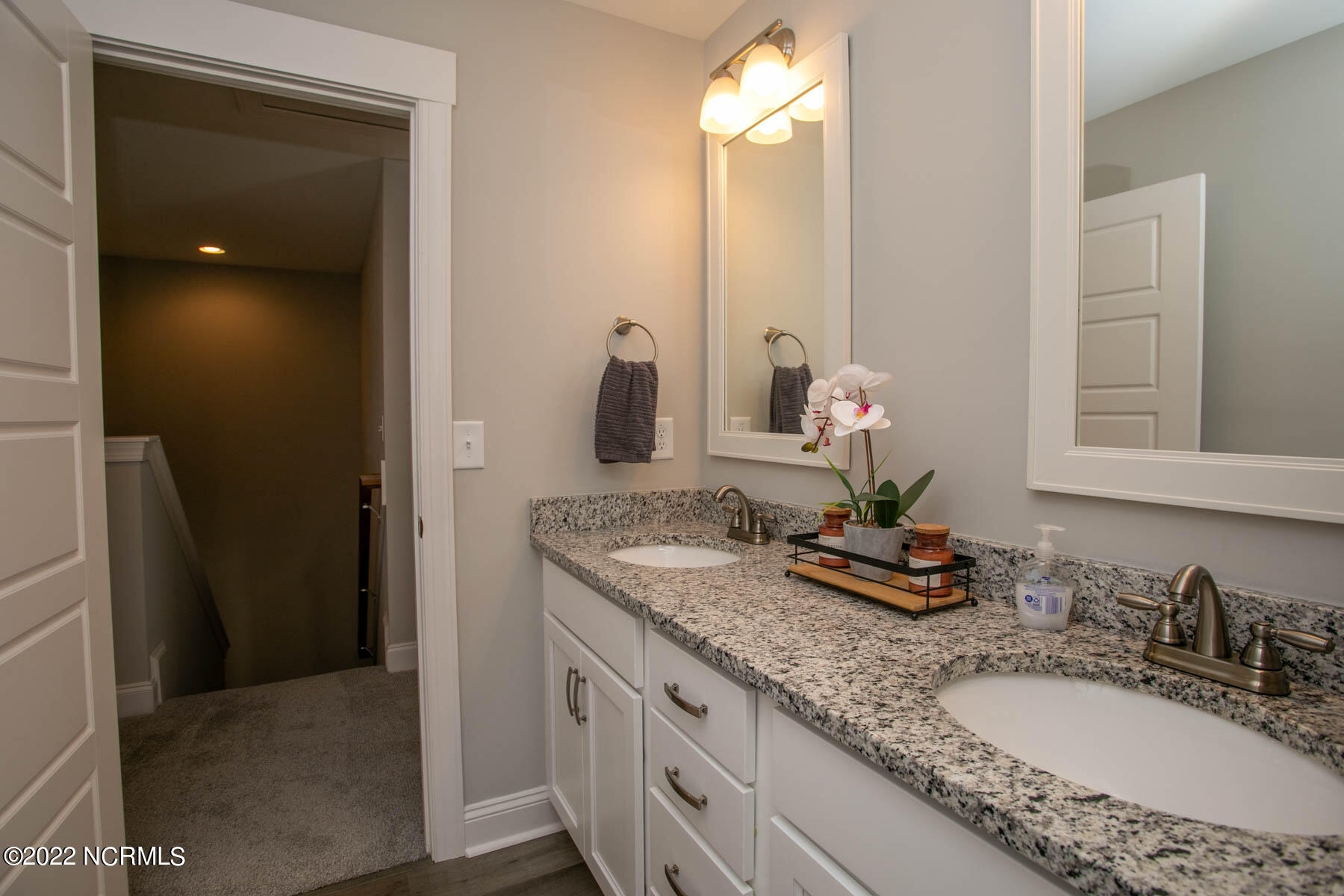 522 Abbey Road Carthage, NC 28327 - Photo 20 of 32 upper xbath2