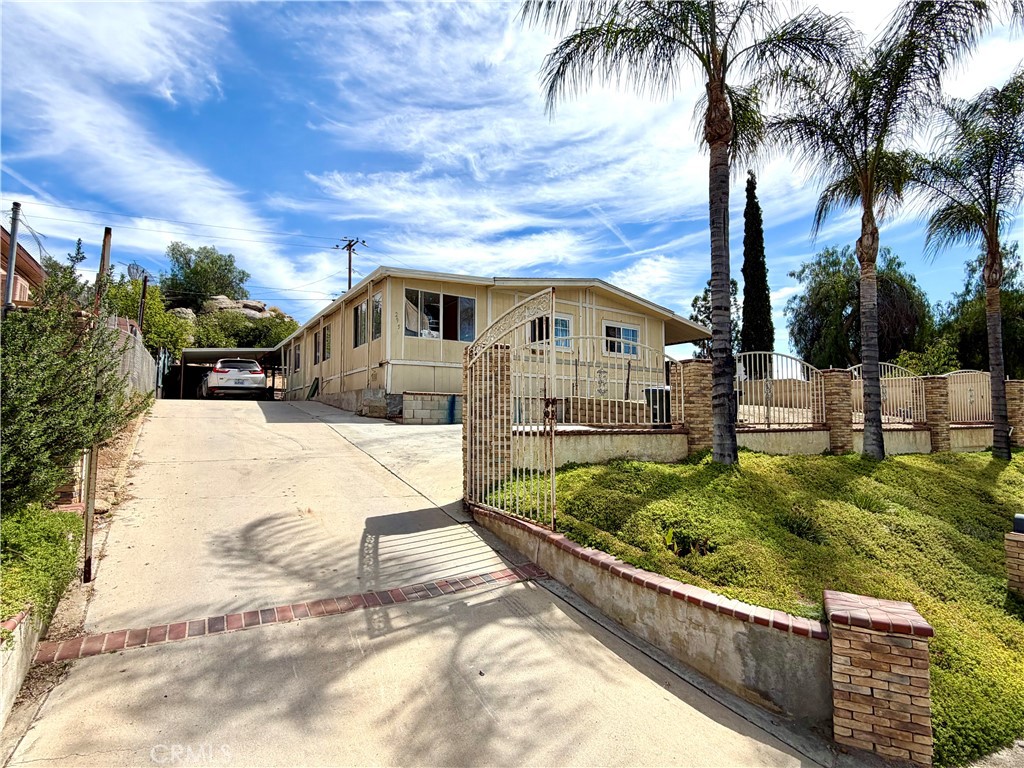 295 Cochise Road Perris, CA 92570 - Photo 1 of 1