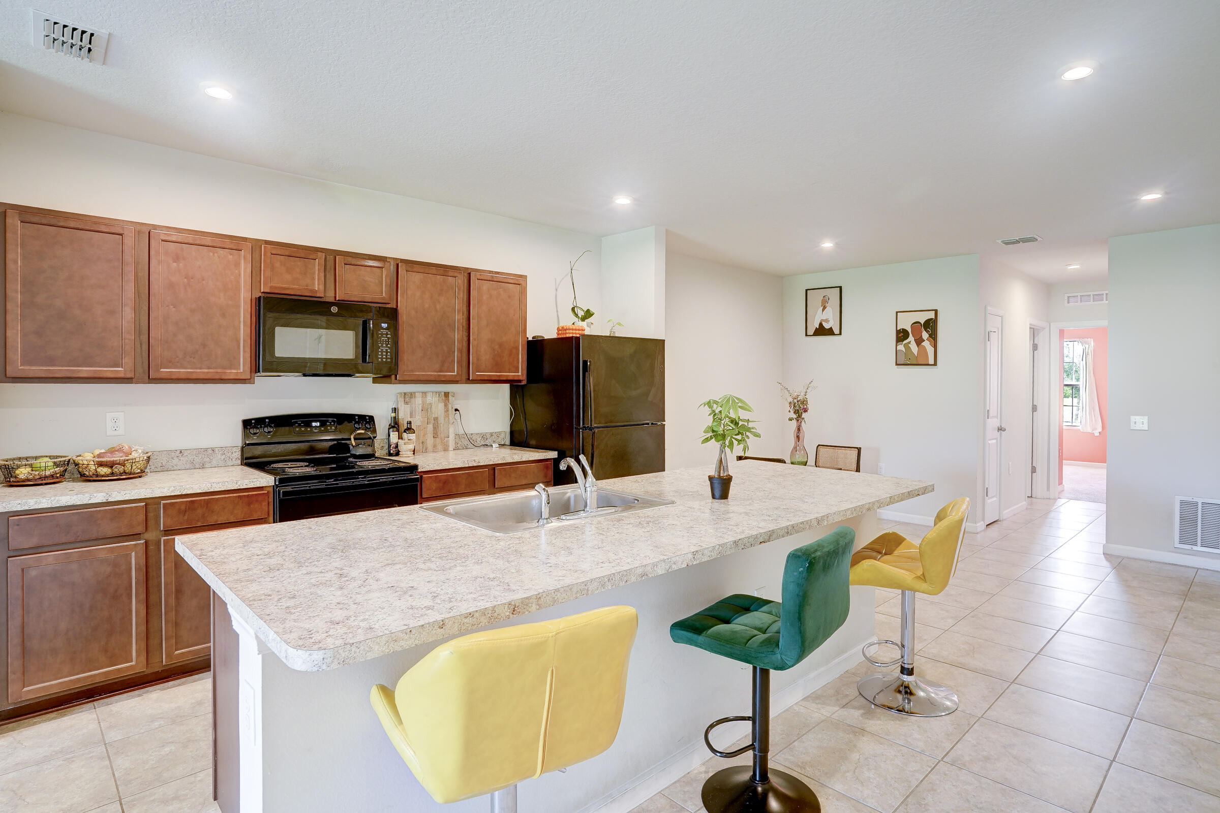 337 Raspberry Road Fort Pierce, FL 34981 - Photo 12 of 40 Kitchen