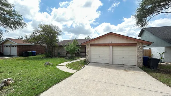 $1,795 | 5111 Timber Trace Street, San Antonio, TX 78250