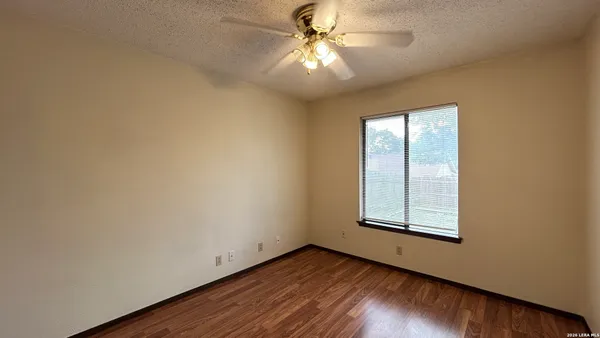 $1,795 | 5111 Timber Trace Street, San Antonio, TX 78250