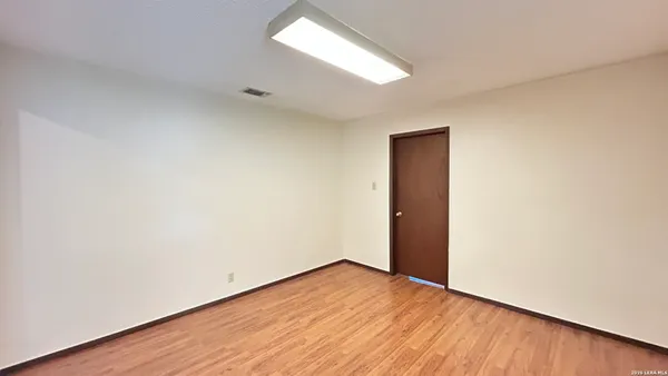 $1,795 | 5111 Timber Trace Street, San Antonio, TX 78250