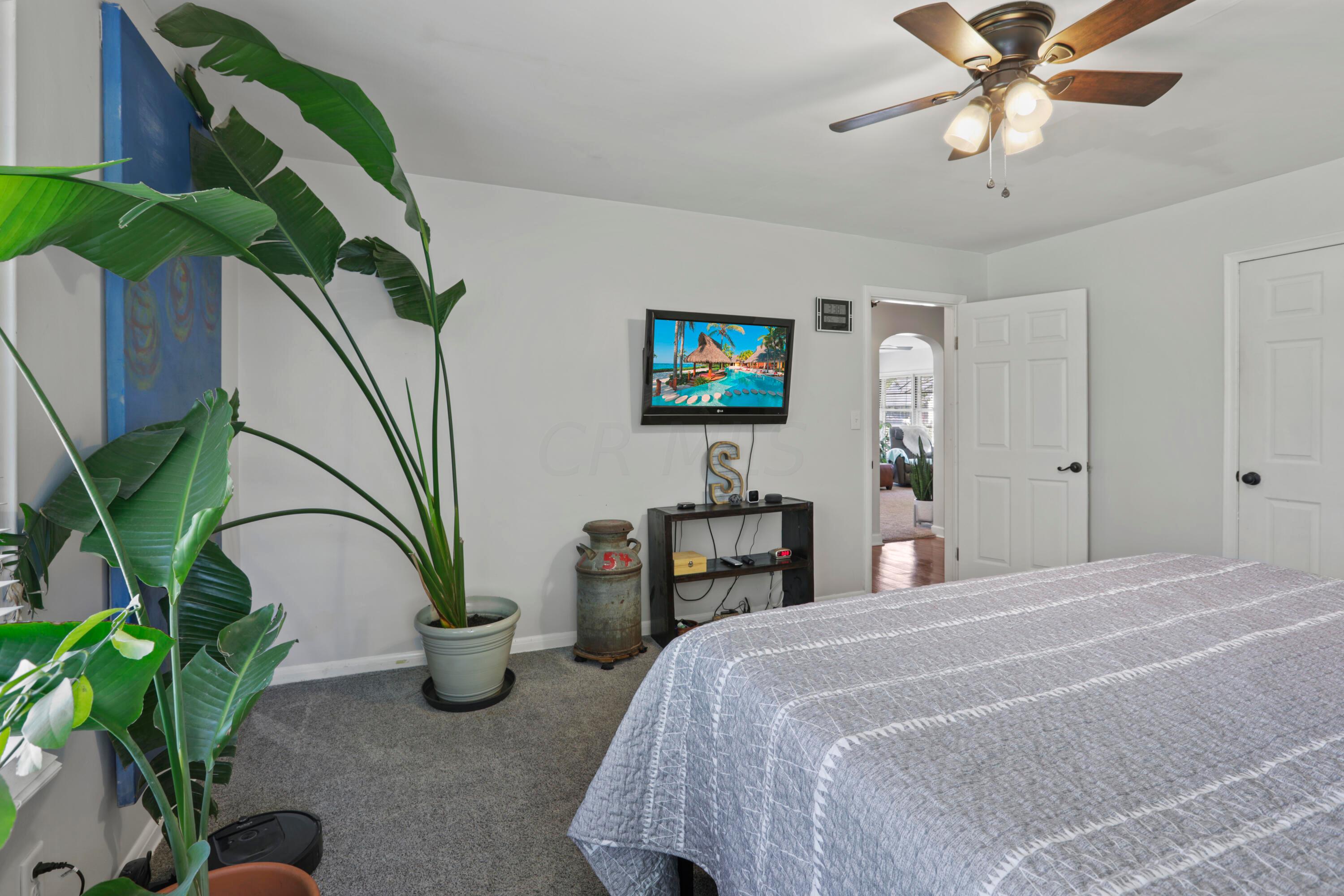 1030 Williams Road Columbus, OH 43207 - Photo 19 of 39 Crisp and Clean!