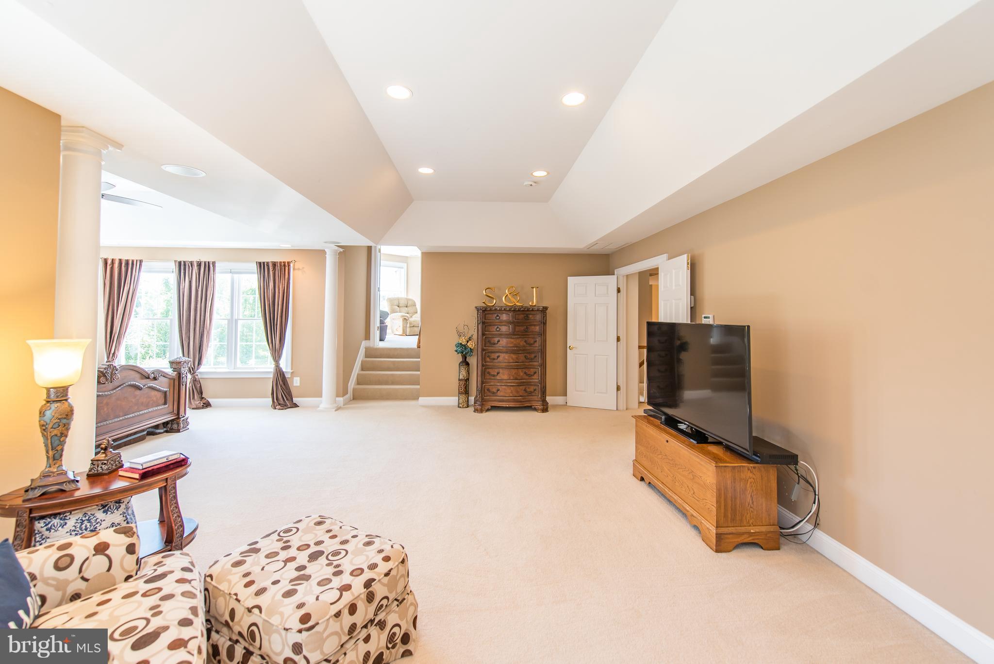 1225 Oakland Road Freeland, MD 21053 - Photo 21 of 30 Owners suite sitting area