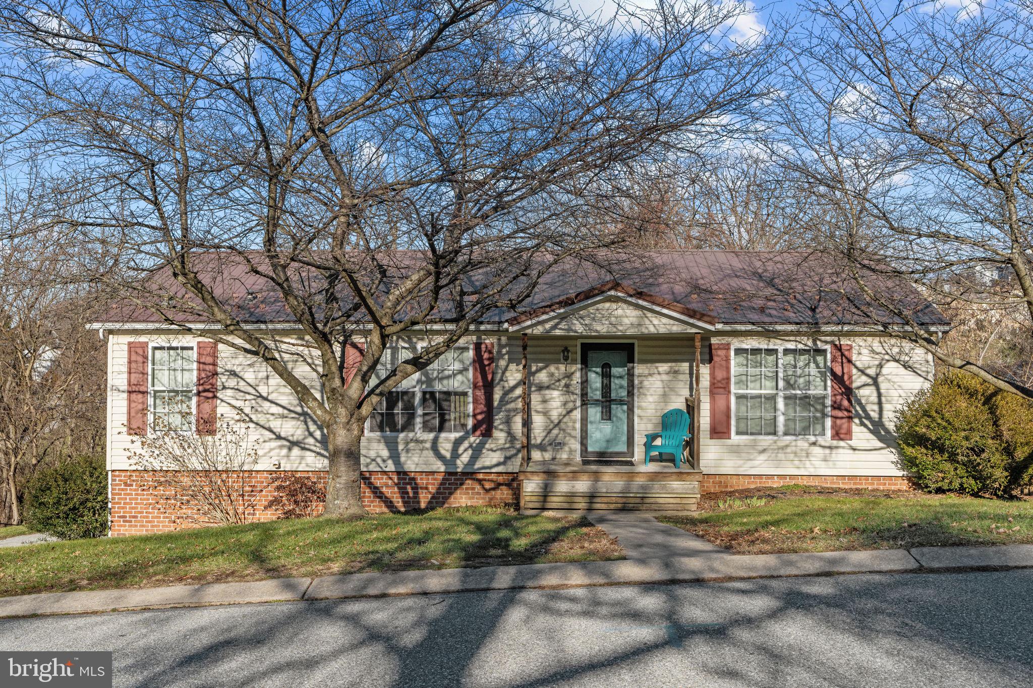 236 Troy Road Dallastown, PA 17313 - Photo 3 of 28 Gallery Image 3