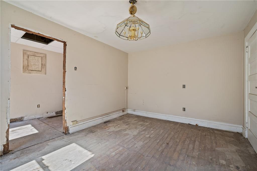 1339 Romanhoff Street Pittsburgh, PA 15212 - Photo 16 of 30 an empty room with a window