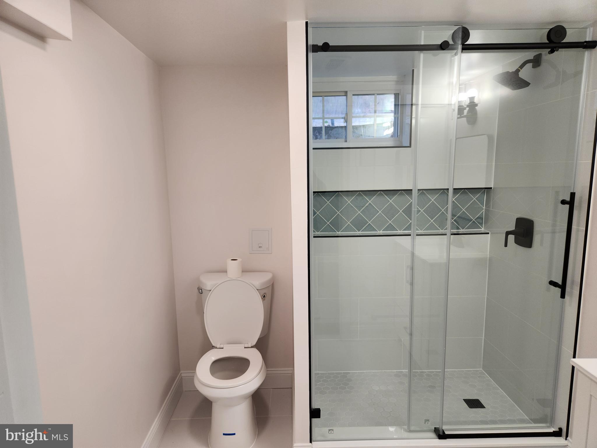 502 East Schuyler Road Silver Spring, MD 20901 - Photo 20 of 38