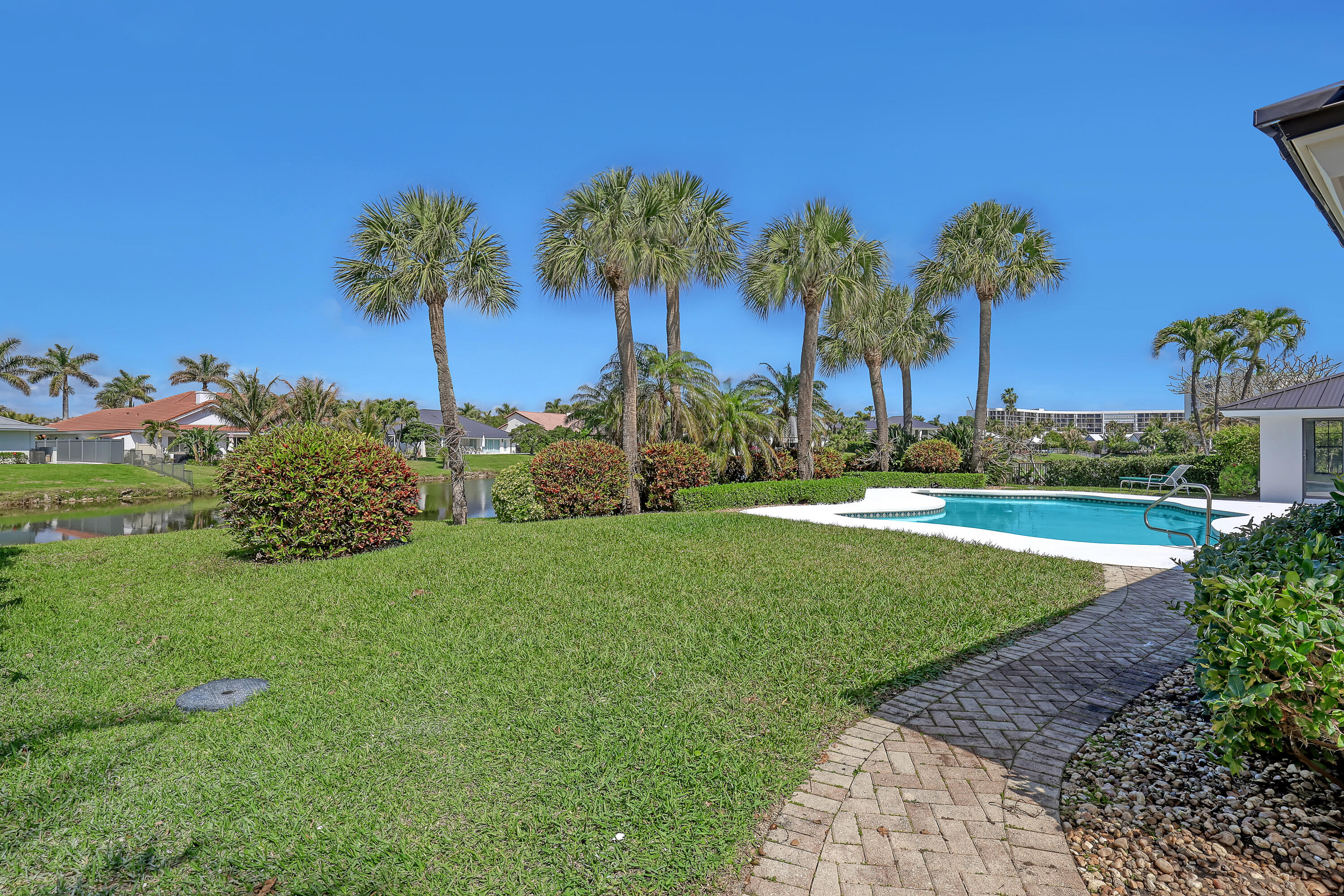 163 Apollo Circle Jupiter, FL 33477 - Photo 8 of 44 163 Apollo (49)