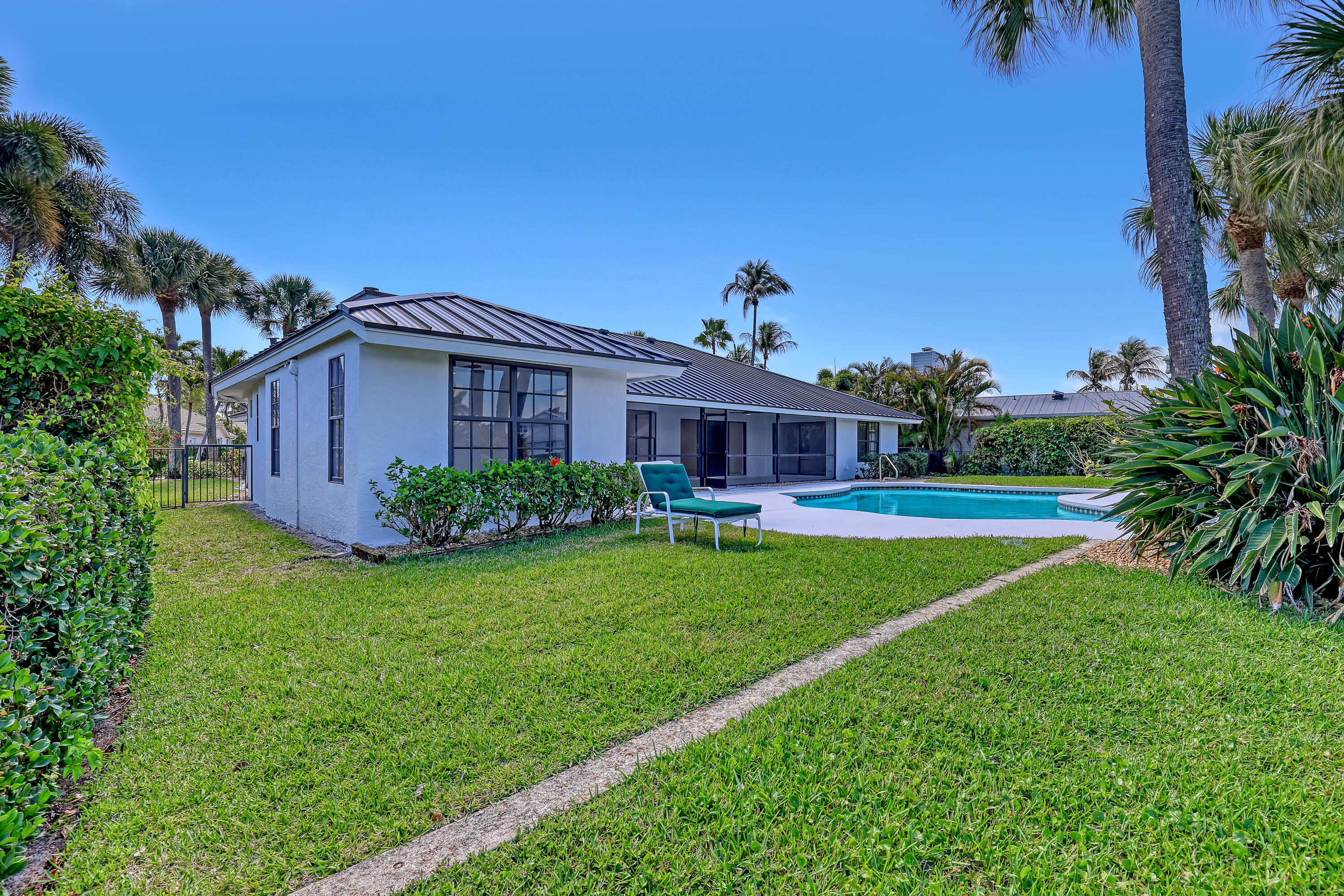 163 Apollo Circle Jupiter, FL 33477 - Photo 9 of 44 163 Apollo (45)