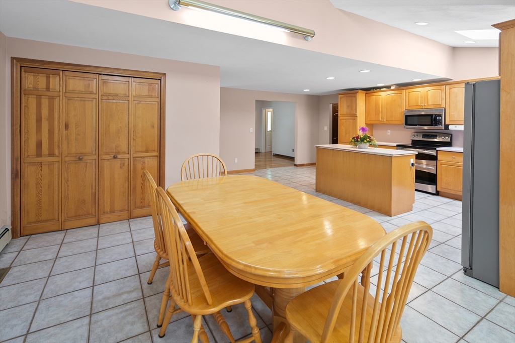 110 Allen Road Easton, MA 02356 - Photo 11 of 39 Gallery Image 11