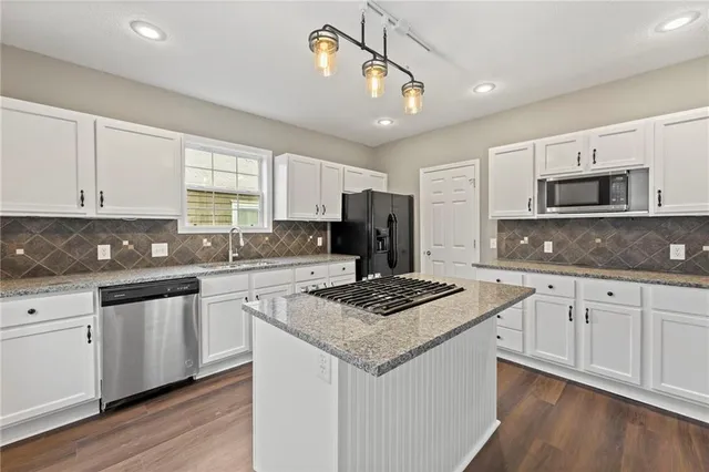 $265,000 | 420 South Walnut Street, Ottawa, KS 66067