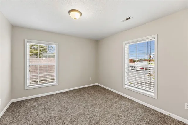 $265,000 | 420 South Walnut Street, Ottawa, KS 66067