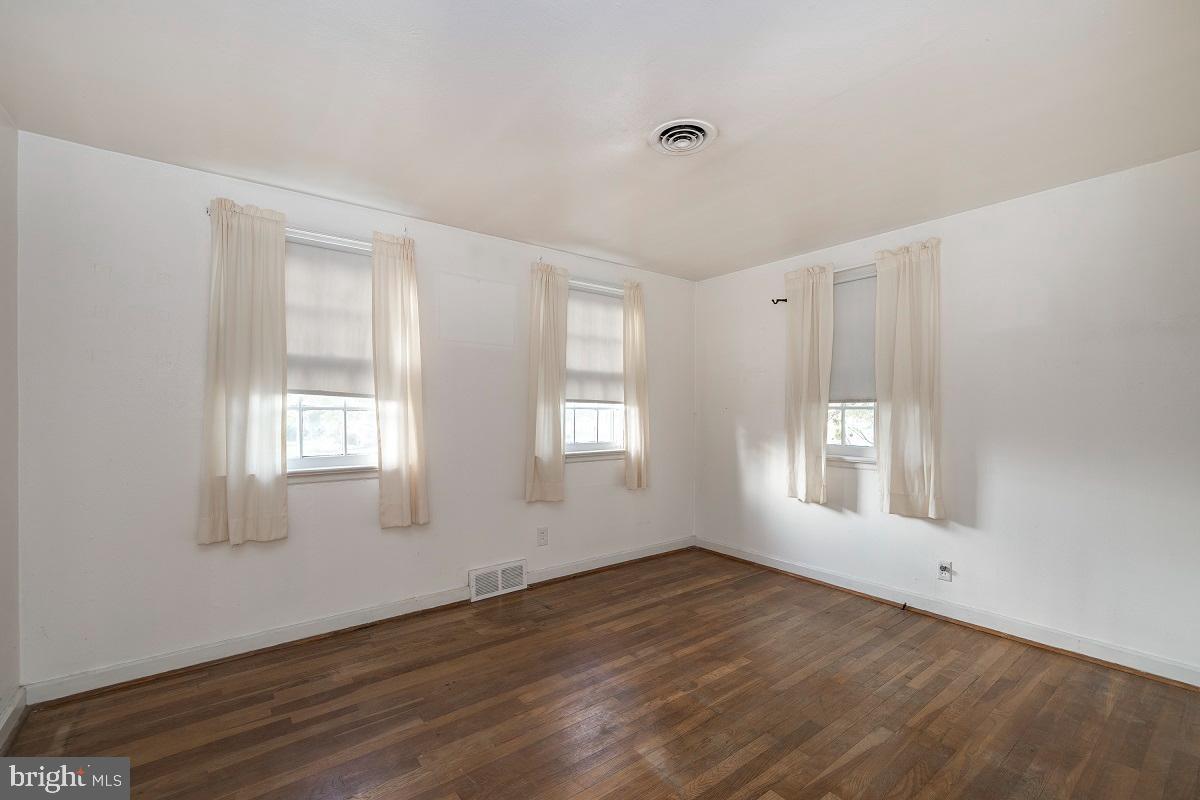 2258 Rhoads Road Pottstown, PA 19464 - Photo 11 of 24 Main Bedroom