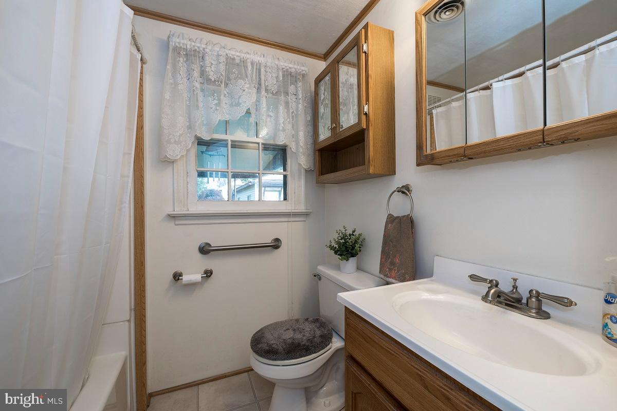 2258 Rhoads Road Pottstown, PA 19464 - Photo 13 of 24 Hall bath