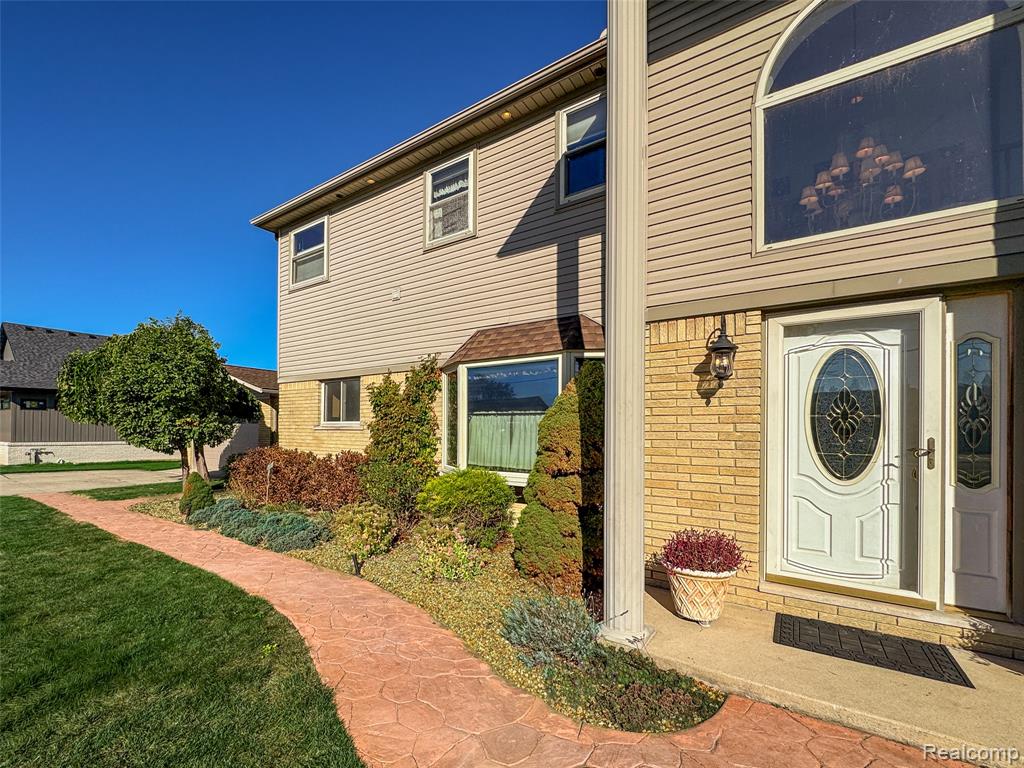 7214 Cardinal Road Algonac, MI 48001 - Photo 33 of 50
