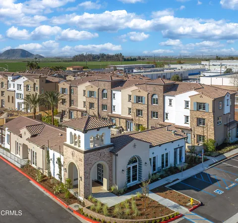 $740,941 | 536 Via Zibello, Camarillo, CA 93012