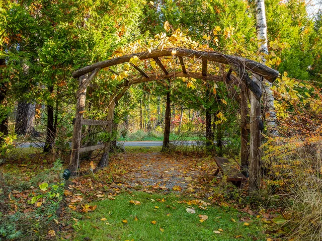 $1,375,000 | 24 Timbercliffe Drive, Camden, ME 04843