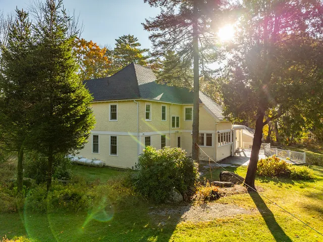 $1,375,000 | 24 Timbercliffe Drive, Camden, ME 04843